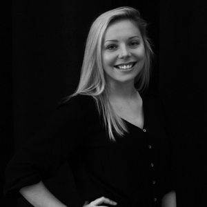 Meet your Posher, Chloe